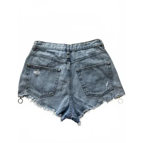 High-waisted denim shorts w/ side zipper - Picture 2 of 2